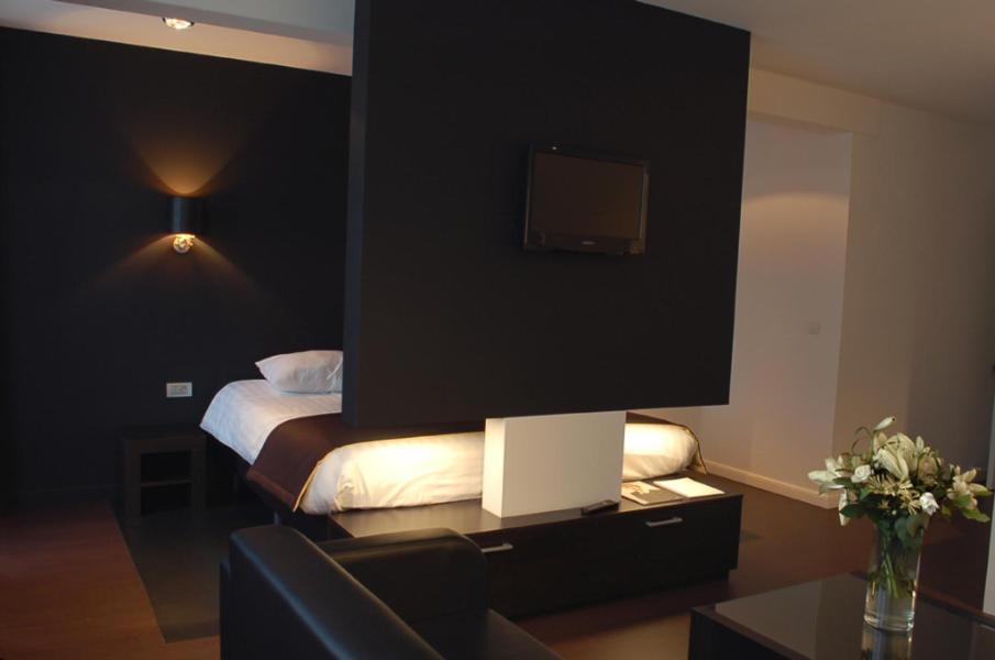 Hotel Victory Grand-Bigard Chambre photo